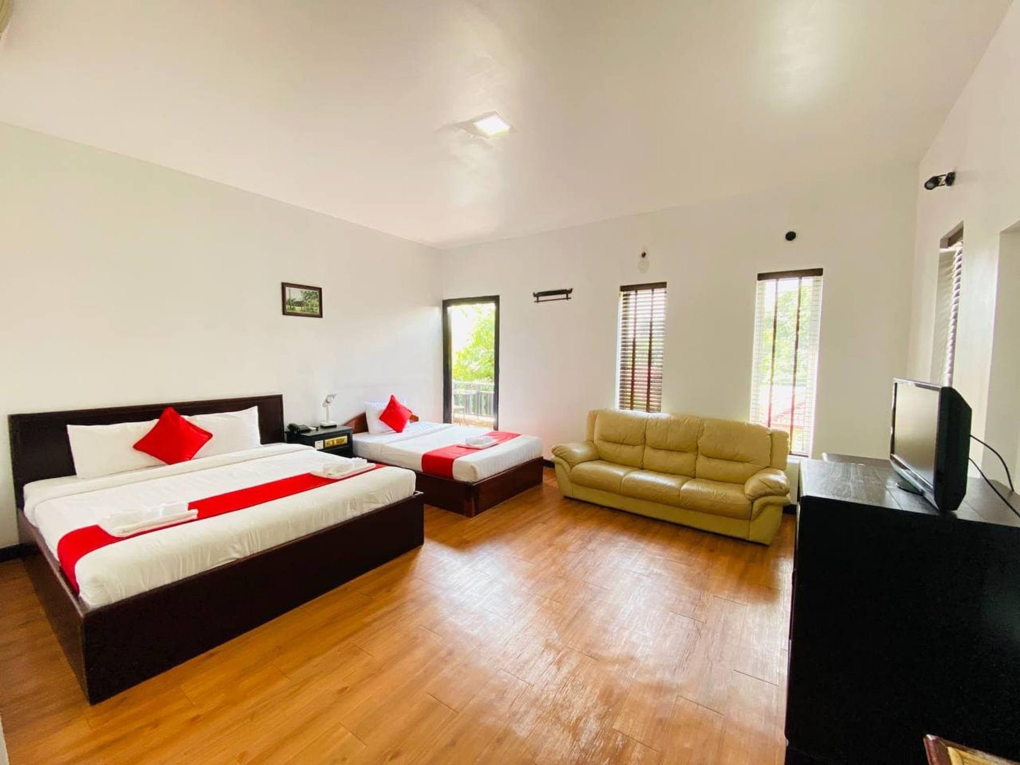 Vimean Sovannaphoum Resort Battambang Exterior photo